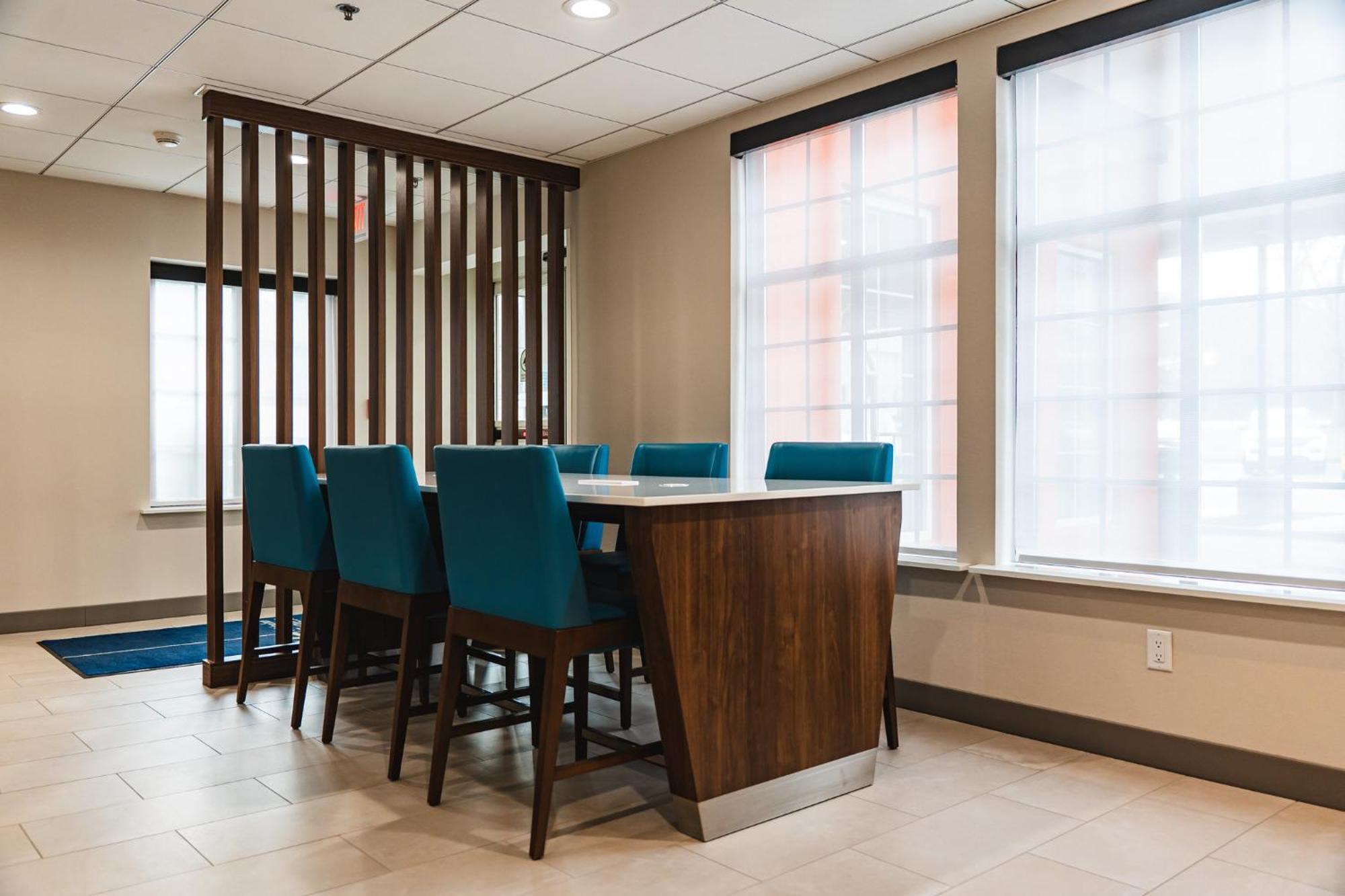 Holiday Inn Express Frazer - Malvern By Ihg Εξωτερικό φωτογραφία