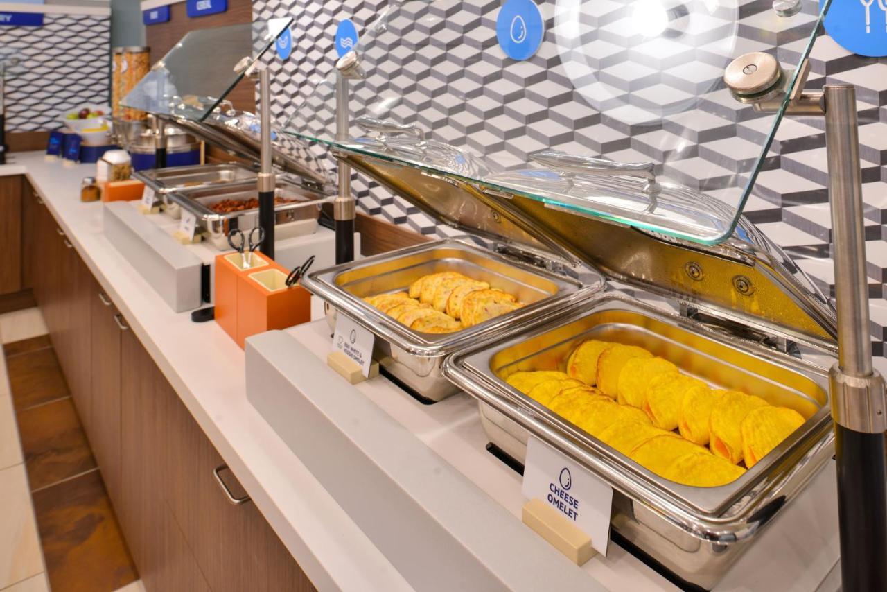 Holiday Inn Express Frazer - Malvern By Ihg Εξωτερικό φωτογραφία